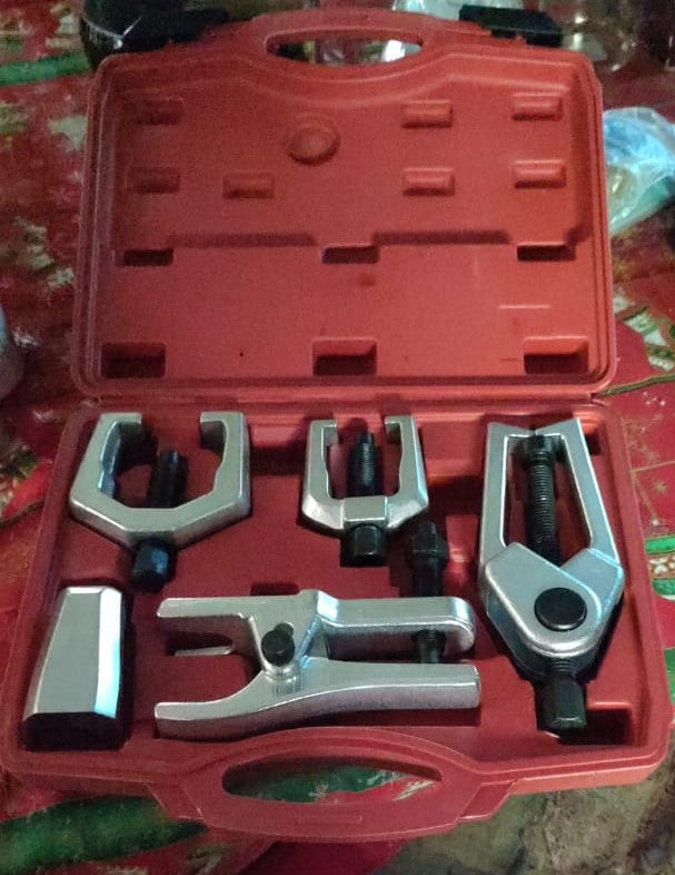 Juego De Extractor Rotulas Y Terminales De Direccion 5 Pcs (OB)